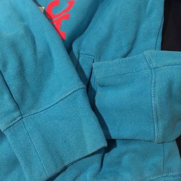 The North Face hoodie. - Picture 4 of 7